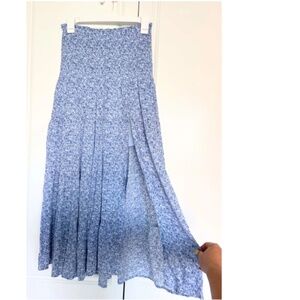Abercrombie Tiered Midaxi Skirt with Slit (Blue Floral)